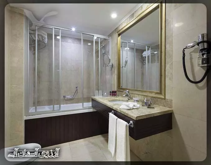 Crowne Plaza Old City